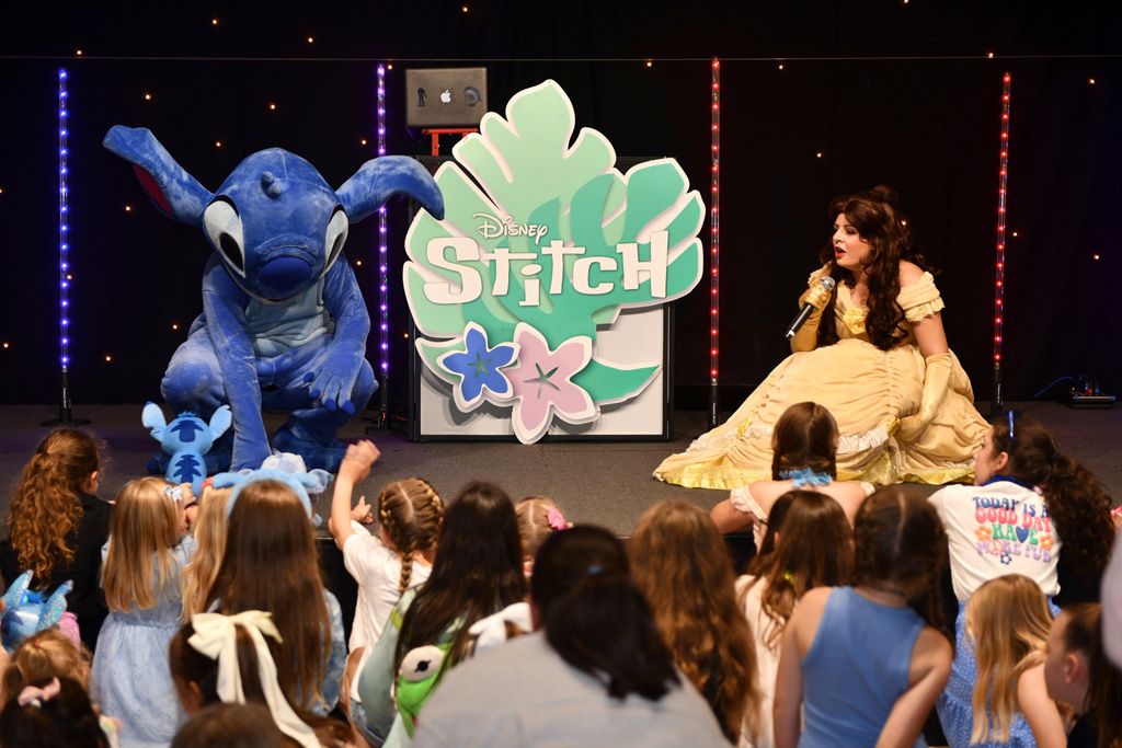 Lilo and stitch on stage