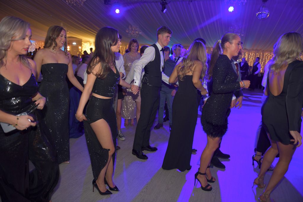 Dancing crowd
