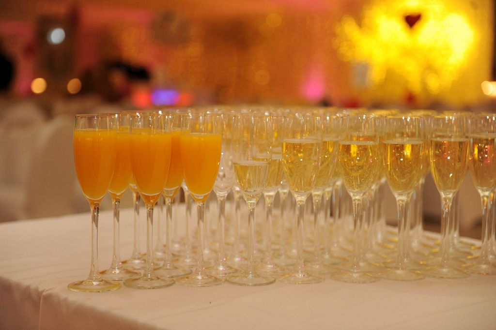 Bucks fizz and fizzy wine